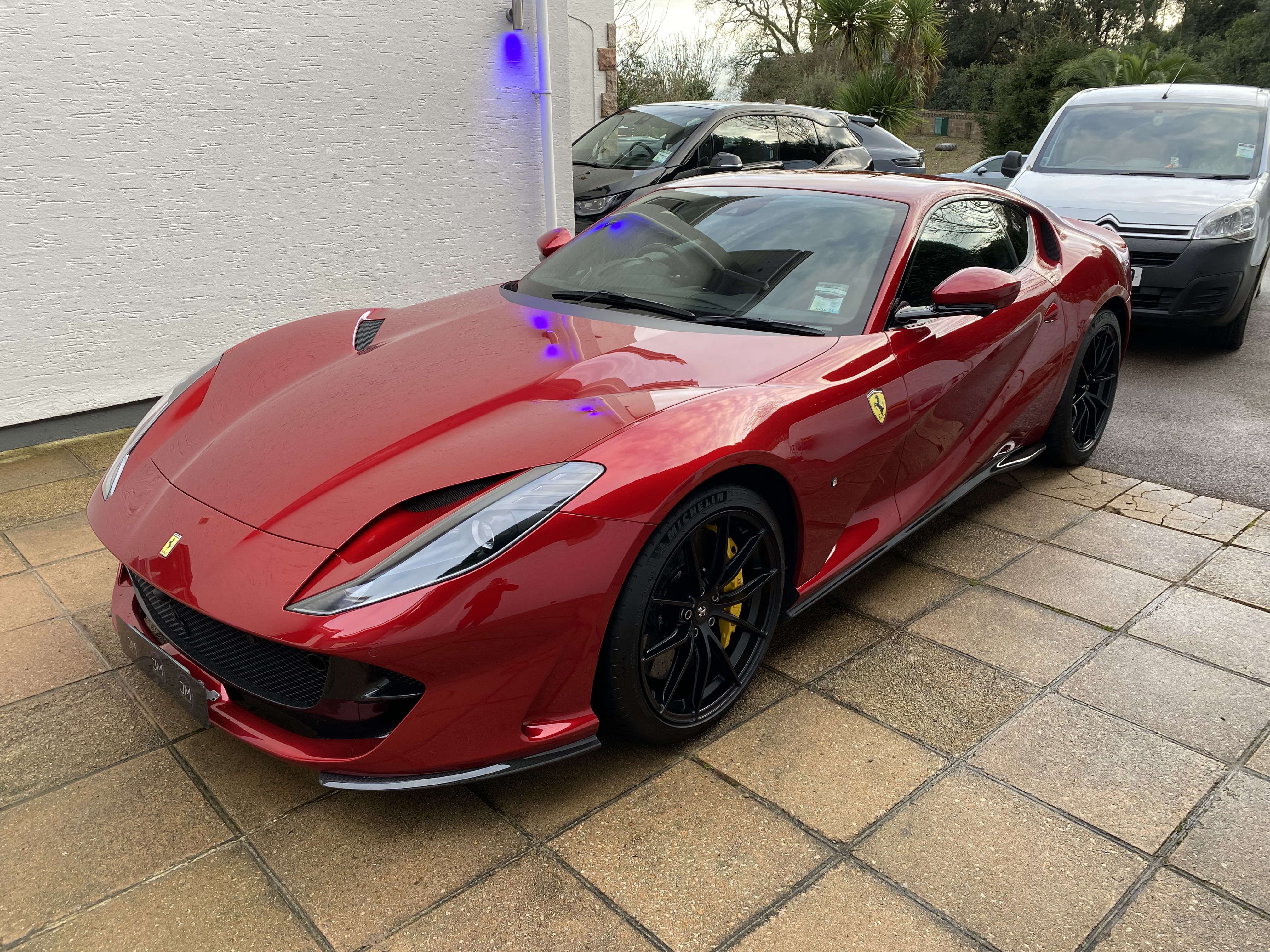 Ferrari 812